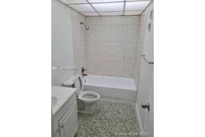 6950 NW 186th St, Hialeah, FL 33015, Sold 07/07/21