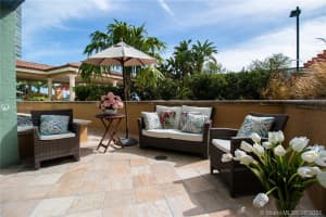 90 Alton Rd, Miami Beach, FL 33139, Sold 10/29/21