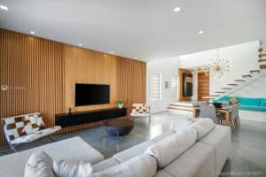 20824 NE 30th Pl, Aventura, FL 33180, Sold 10/26/21