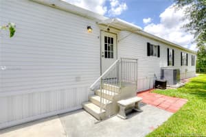 831 NW 217th Way, Pembroke Pines, FL 33029, Sold 07/27/21