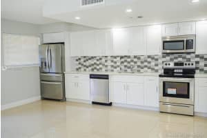 6525 SW 41st Pl, Davie, FL 33314, Sold 09/16/21