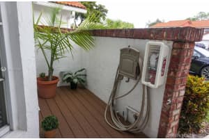 8947 NW 23rd St, Coral Springs, FL 33065, Sold 09/01/21