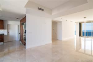 15811 Collins Ave, Sunny Isles Beach, FL 33160, Sold 08/13/21