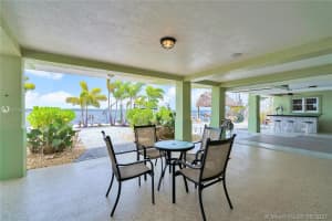 634 Island Dr, Key Largo, FL 33037, Sold 08/13/21