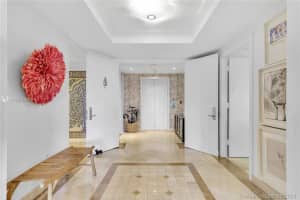 445 Grand Bay Dr, Key Biscayne, FL 33149, Sold 09/27/21