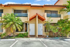 10021 SW 77th Ct, Miami, FL 33156, Sold 11/15/21