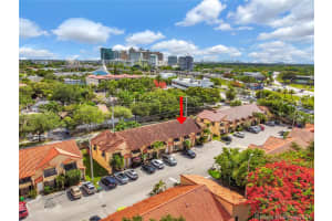 10021 SW 77th Ct, Miami, FL 33156, Sold 11/15/21