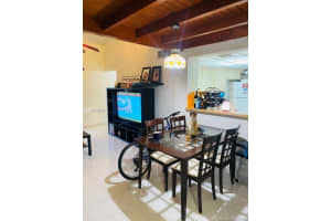 9435 Fontainebleau Blvd, Miami, FL 33172, Sold 08/06/21