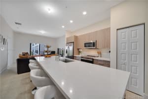 7925 NW 104th Ave, Doral, FL 33178, Sold 07/30/21