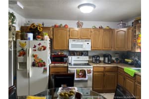 28065 SW 143rd Ct, Homestead, FL 33033, Sold 12/22/21