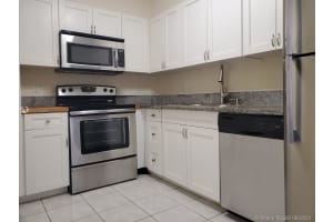 400 Kings Point Dr, Sunny Isles Beach, FL 33160, Sold 02/25/22