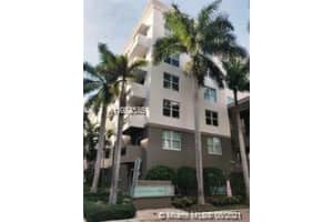 2421 NE 65th St, Fort Lauderdale, FL 33308, Sold 10/01/21