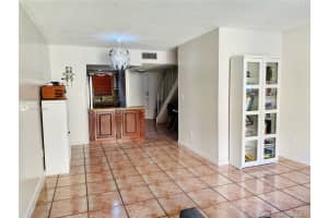 220 NW 87th Ave APT K211, Miami, FL 33172, Sold 10/08/21