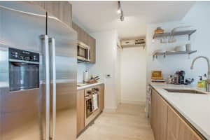 201 SW 17th Rd, Miami, FL 33129, Sold 11/19/21