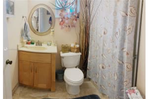 7682 NW 168th Terrace, Hialeah, FL 33015, Sold 08/02/21