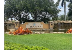 811 Cresta Cir, West Palm Beach, FL 33413, Sold 10/01/21
