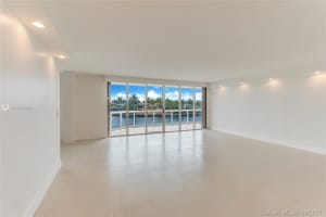 20191 E Country Club Dr, Miami, FL 33180, Sold 07/30/21