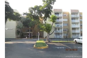 6930 NW 186th St #312a, Hialeah, FL 33015, Sold 07/09/21