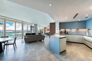 400 Alton Rd, Miami Beach, FL 33139, Sold 07/06/21