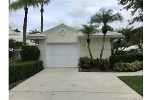 2419 SW Foxpoint Trail, Palm City, FL 34990, Sold 09/02/21