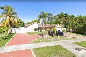 6021 NW 194th St, Hialeah, FL 33015, Sold 08/25/21