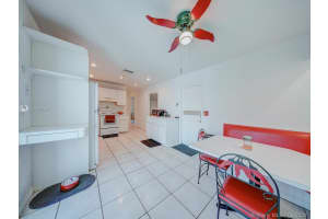 8620 Bridle Path Ct, Davie, FL 33328, Sold 07/20/21
