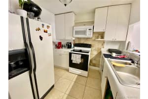 8145 NW 7th St, Miami, FL 33126, Sold 09/10/21