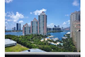 3300 NE 192 St, Aventura, FL 33180, Sold 12/03/21
