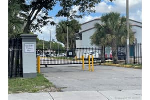 7230 NW 179th St, Hialeah, FL 33015, Sold 08/11/21