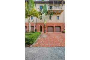 6232 Paradise Point Dr, Palmetto Bay, FL 33157, Sold 10/22/21