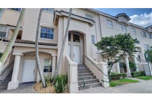 5670 NW 116th Ave, Doral, FL 33178, Sold 08/03/21