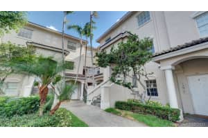 5670 NW 116th Ave, Doral, FL 33178, Sold 08/03/21