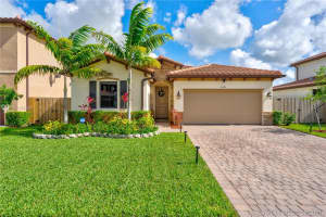 2576 SE 1st St, Homestead, FL 33033, Sold 08/17/21