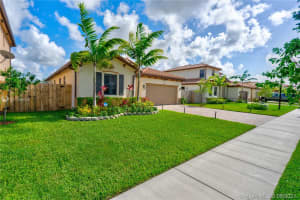 2576 SE 1st St, Homestead, FL 33033, Sold 08/17/21
