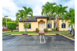 8433 NW 189th St, Hialeah, FL 33015, Sold 07/19/21
