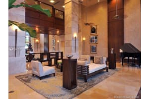 19501 W Country Club Dr, Aventura, FL 33180, Sold 07/07/21