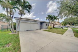 10383 SW 24th St, Miramar, FL 33025, Sold 08/05/21