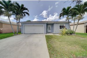 10383 SW 24th St, Miramar, FL 33025, Sold 08/05/21