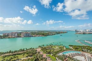 500 South Pointe Dr, Miami Beach, FL 33139, Sold 12/29/21