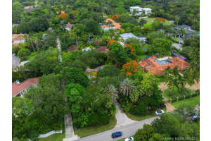 8555 Ponce De Leon Rd, Miami, FL 33143, Sold 12/08/21