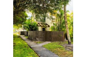 9940 NW 9th St Cir, Miami, FL 33172, Sold 07/09/21