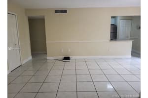 9940 NW 9th St Cir, Miami, FL 33172, Sold 07/09/21