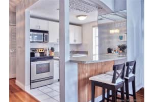 760 Euclid Ave, Miami Beach, FL 33139, Sold 03/23/22