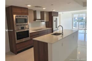 9261 E Bay Harbor Dr, Bay Harbor Islands, FL 33154, Sold 09/10/21