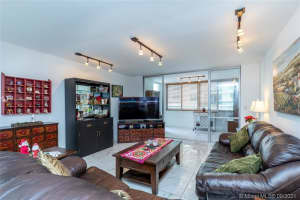 5005 Collins Ave # C5, Miami, FL 33140, Sold 05/25/22