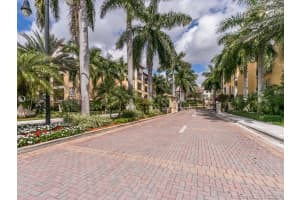 16135 Emerald Estates Dr, Weston, FL 33331, Sold 09/14/21