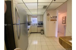 3100 W Rolling Hills Cir, Davie, FL 33328, Sold 08/02/21
