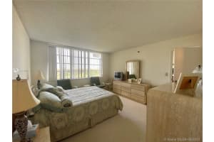 3100 W Rolling Hills Cir, Davie, FL 33328, Sold 08/02/21