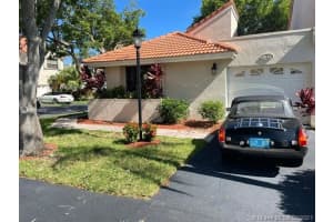 21120 Jib Ct, Miami, FL 33180, Sold 08/20/21