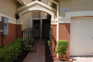 4144 Forest Dr, Weston, FL 33332, Sold 07/16/21